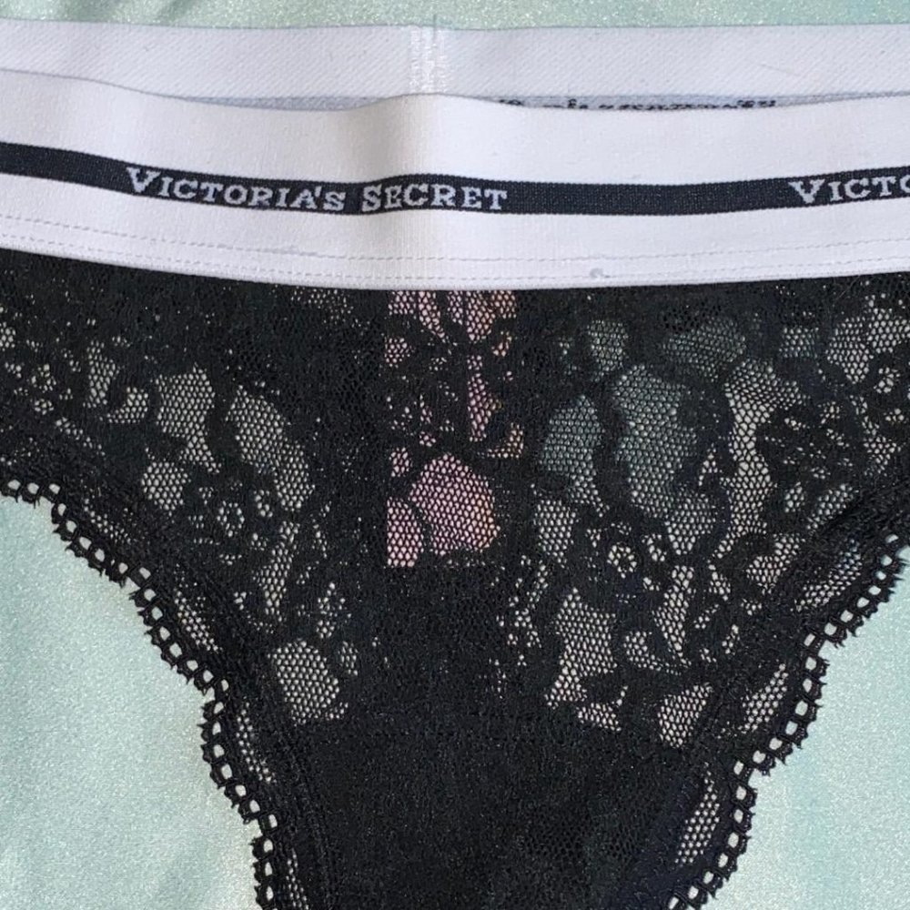 V-String Very Sexy Thong Panty Logo Waistband Lace - Picture 3 of 4